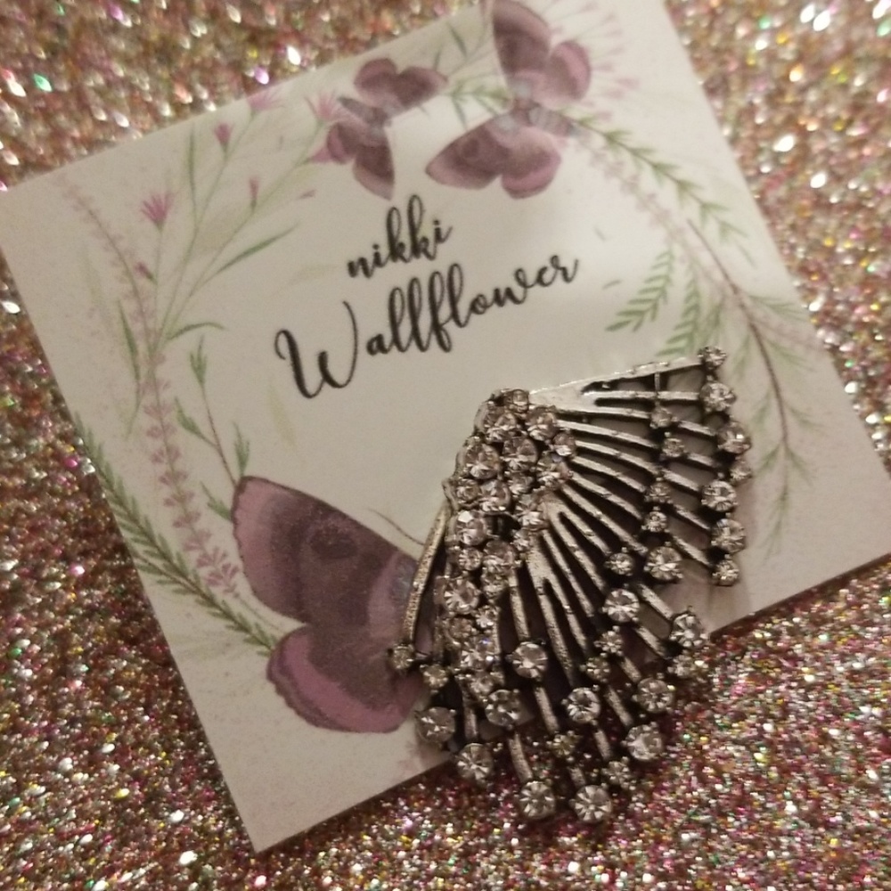 ☆Butterfly☆ wing earring - Picture 3 of 3